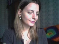 I am a very beautiful and responsive girl with a secret inside... Slim and thin, I think there are men who like that...