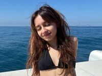 live cam girl picture AinsleyAle