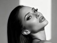 naked girl with webcam masturbating with sextoy AriannaCherie