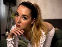 hot web cam show EmilyHawke