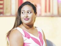 camslut fingering shaved pussy HannaAlina