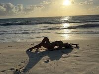 naughty camgirl picture JessycaPage