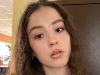 naked cam girl picture JulyLarain