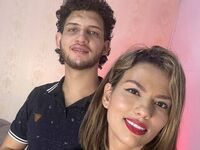 webcamgirl giving blowjob MiaAndCharly