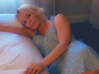 adult cam chat room AbbeyLynne