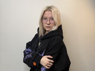 sexcam live AdelinaCostanti