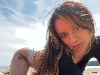naked webcam girl picture AgataMilk