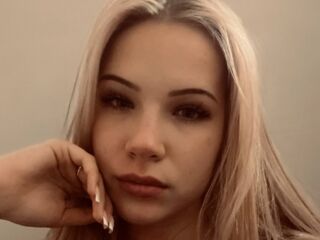 live webcam model AletaKunde