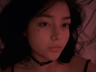 live webcam girl AlisaGlow