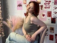 cam girl showing tits AlisonWeidert