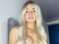 naked camgirl masturbating with dildo AlisonWillson