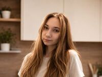 webcamgirl video chat AllieShewmaker