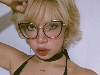 hot striptease web cam AmelieMari