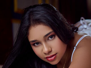 girl fingering shaved pussy AnnieMuler