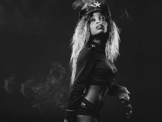 shower web cam AntonetteMoore