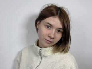 adult livecam AzaleeRockelman