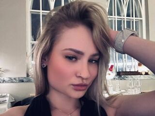 webcam girl chatroom BarberaWesterman