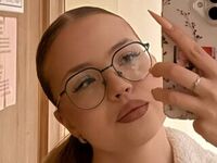 sexy live girl BasiliTreleven