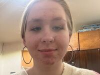 naked webcam girl fingering BettinaGoeppner
