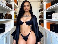 camslut topless BiancaBell