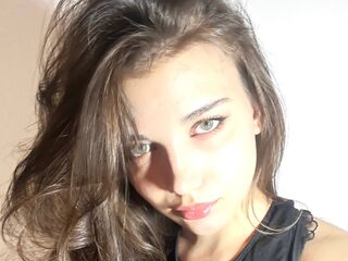 free live chatroom BriandaLudwic