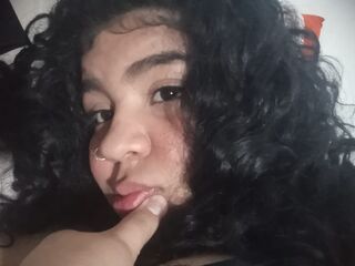 shaved pussy web cam CamilaBliss