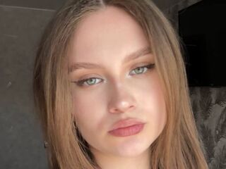 naughty chatroom CarylonPreis