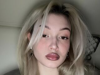 naked cam girl masturbating with sextoy CaseyHemmerling