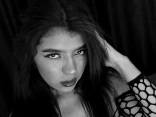 adult chatroom CharlotheLee