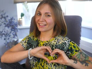 webcam babe chatroom ChauFullmore