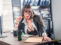 camgirl chatroom CloeVergara