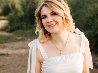 camslut naked DemetriceAkpan