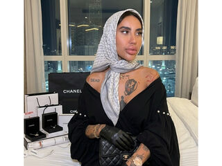 camslut fingering wet pussy DianaCarolinas