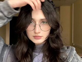 camslut fingering pussy DianneBrowie