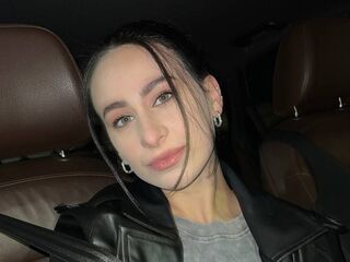 nude gamgirl DominikaFires