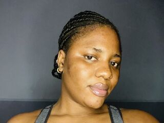 Kinky webcam Elaraa