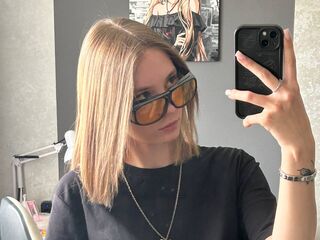 webcam girl chat room ElidaGonchoff