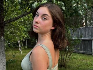 camwhore fingering pussy EllynMall