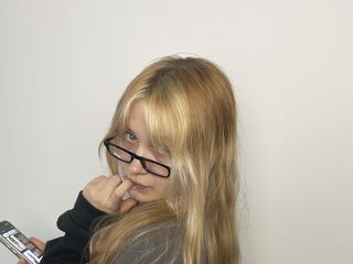 closeup pussy webcam EloiseGow