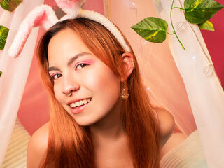 hot web cam show EmmaMonnet