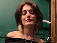 girl webcam show GoldenLips