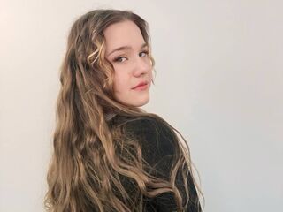 chatroom webcam photo GrayceSerrell