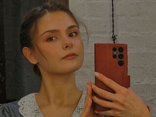 adult liveshow HelenaBerkheimer