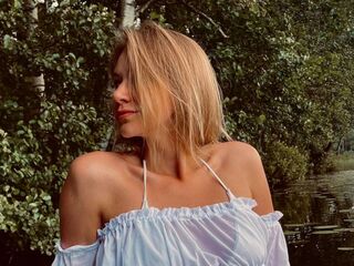 hot naked webcamgirl InaStark