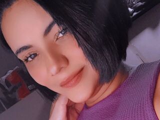naughty cam girl masturbating with dildo IngridSilva