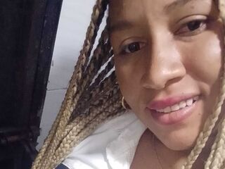 bedroom live cam IsisRusso