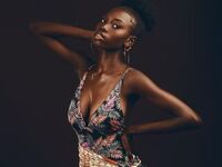 extreme cam picture IssaJenner