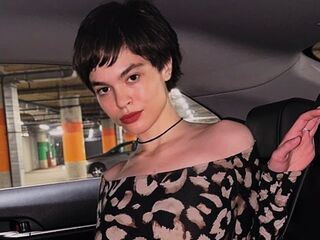 naked webcamgirl JessiStones