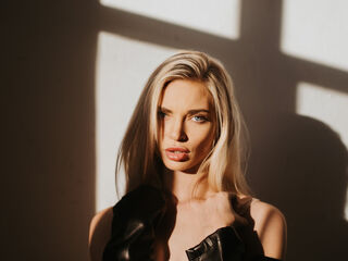 cam girl sex show LanaSharapova