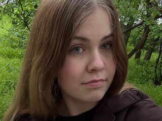 camslut naked LarondaManatt